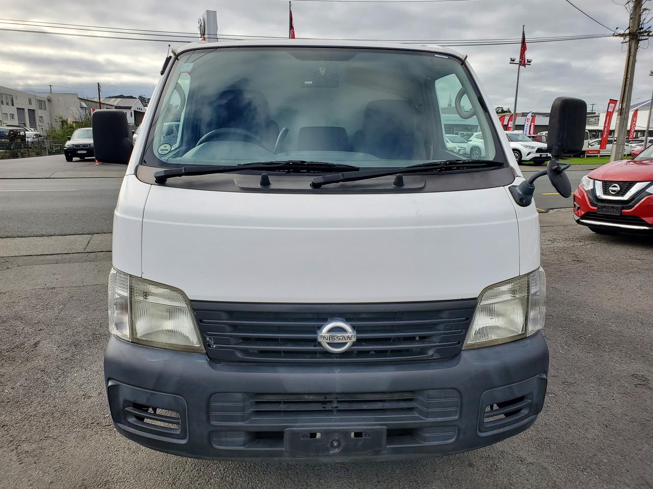 2004 Nissan Caravan thumbnail