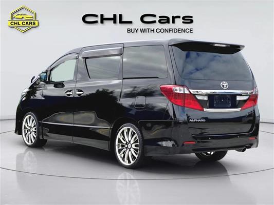 2013 Toyota Alphard thumbnail
