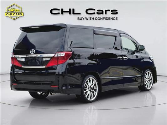 2013 Toyota Alphard thumbnail