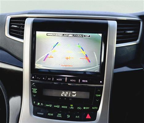 2013 Toyota Alphard thumbnail