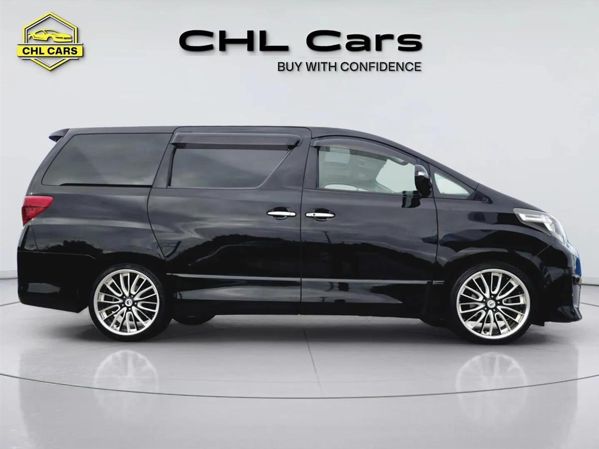 2013 Toyota Alphard thumbnail