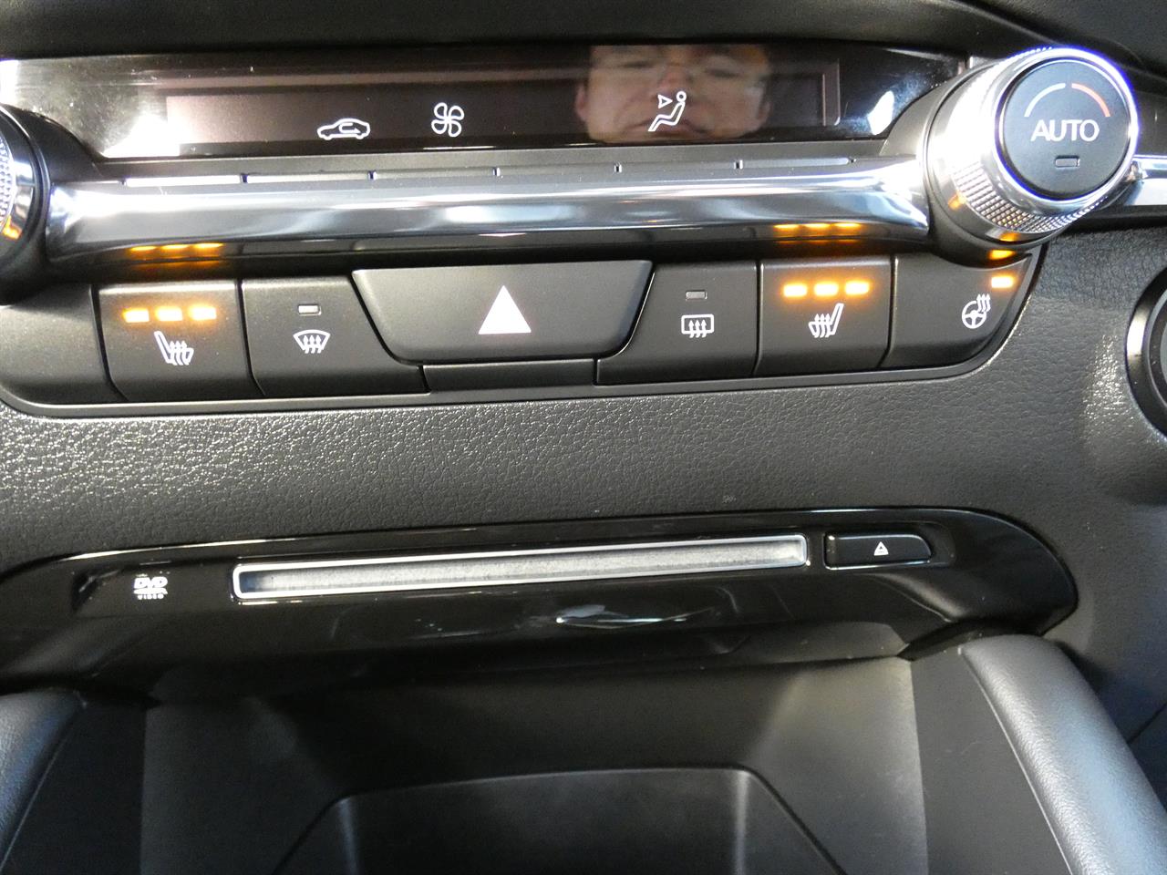 2021 Mazda 3 thumbnail