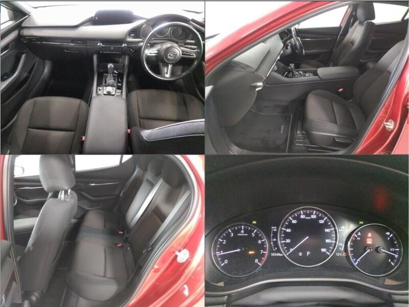 2021 Mazda 3 thumbnail
