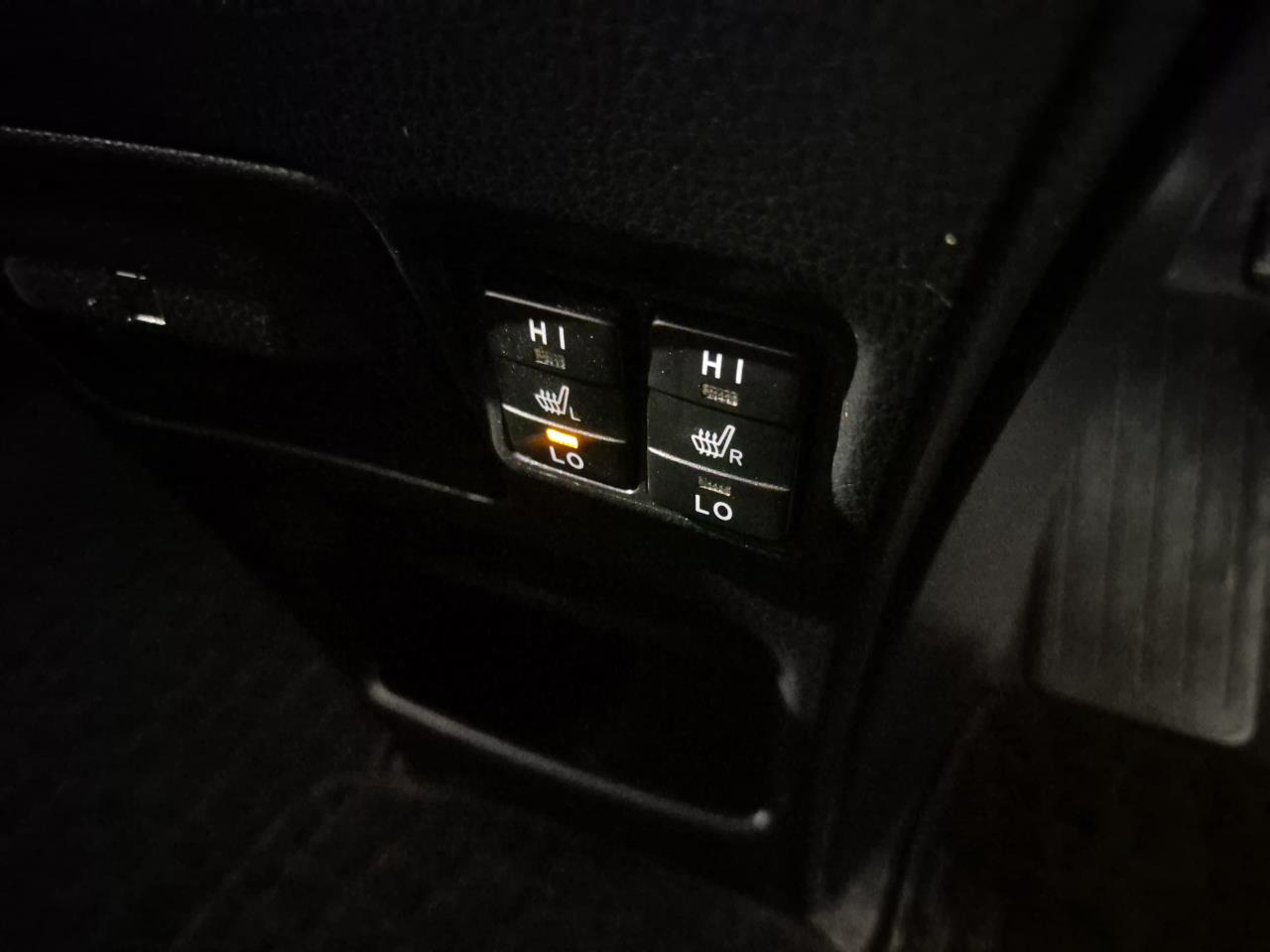 2015 Toyota Voxy thumbnail