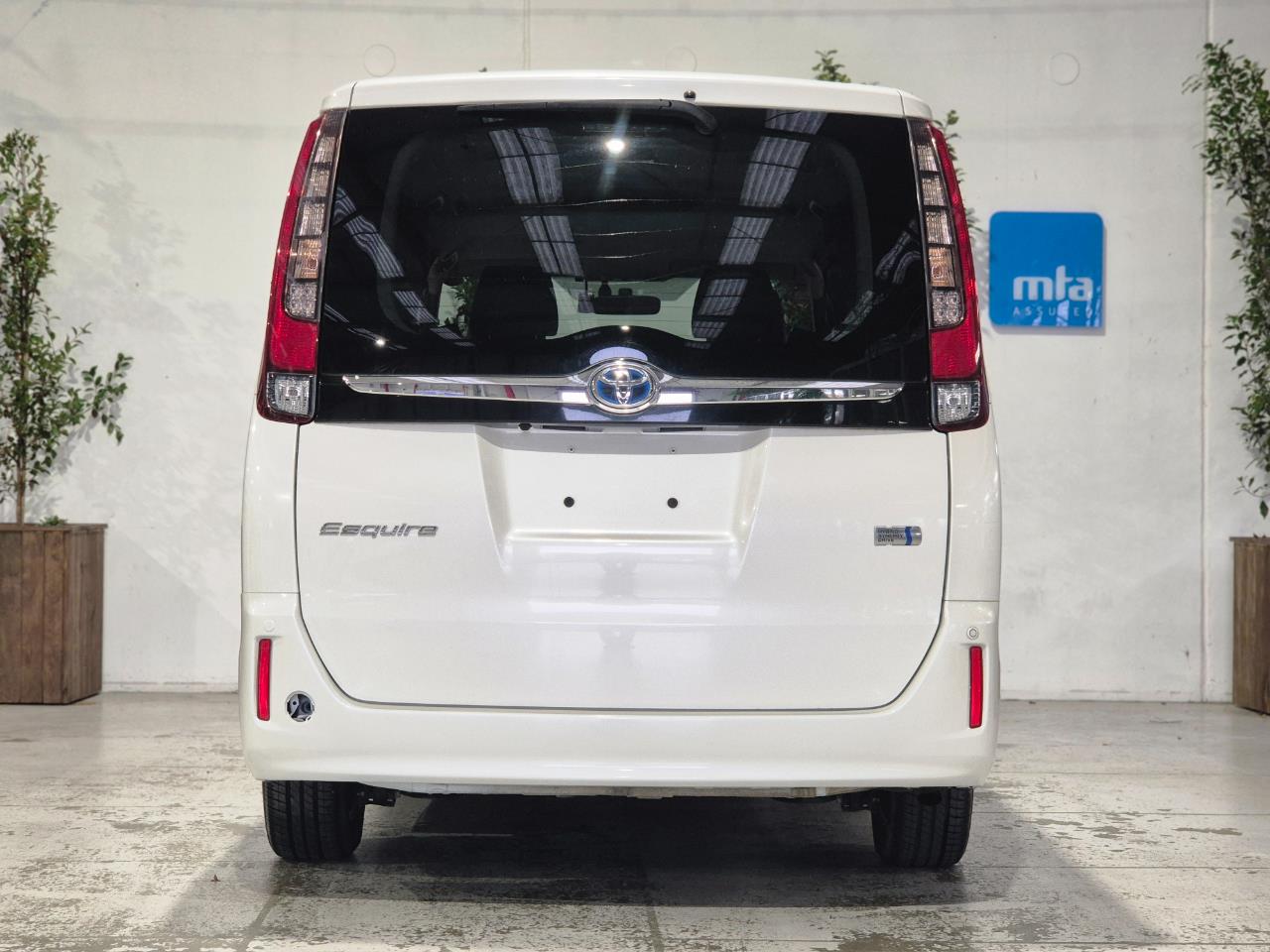 2015 Toyota Voxy thumbnail