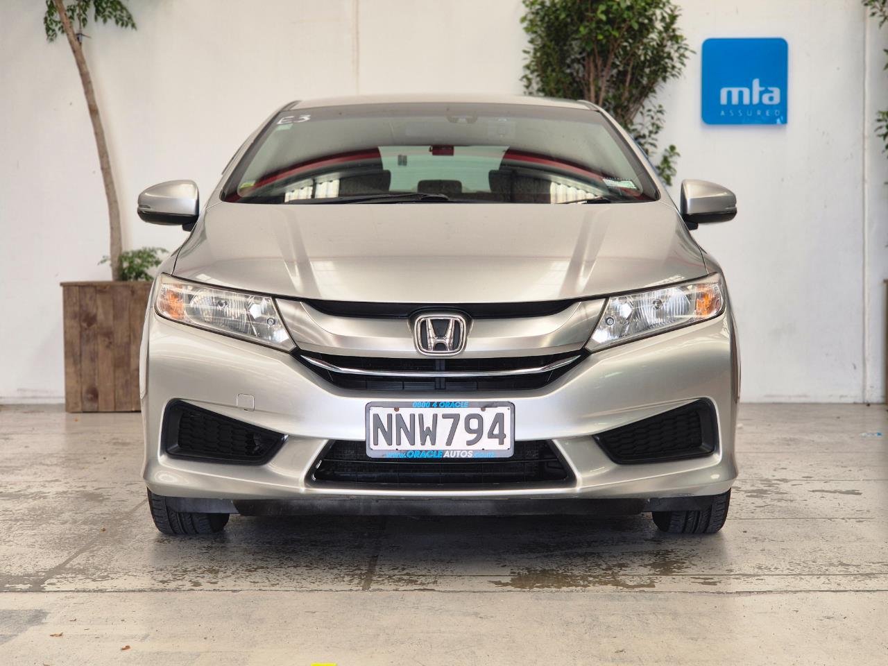 2015 Honda Grace thumbnail