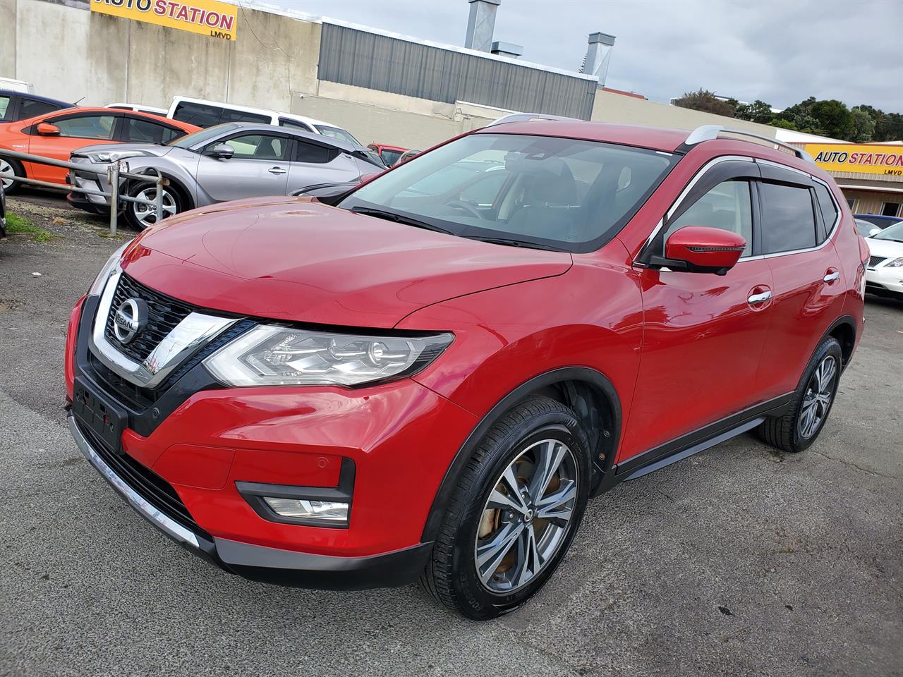 2017 Nissan X-Trail thumbnail