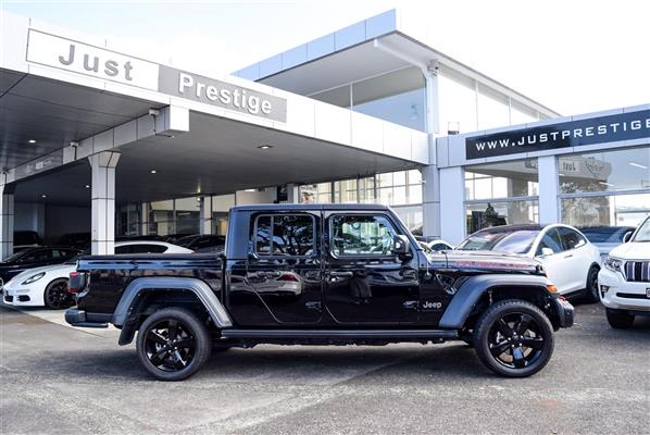 2022 Jeep Gladiator thumbnail