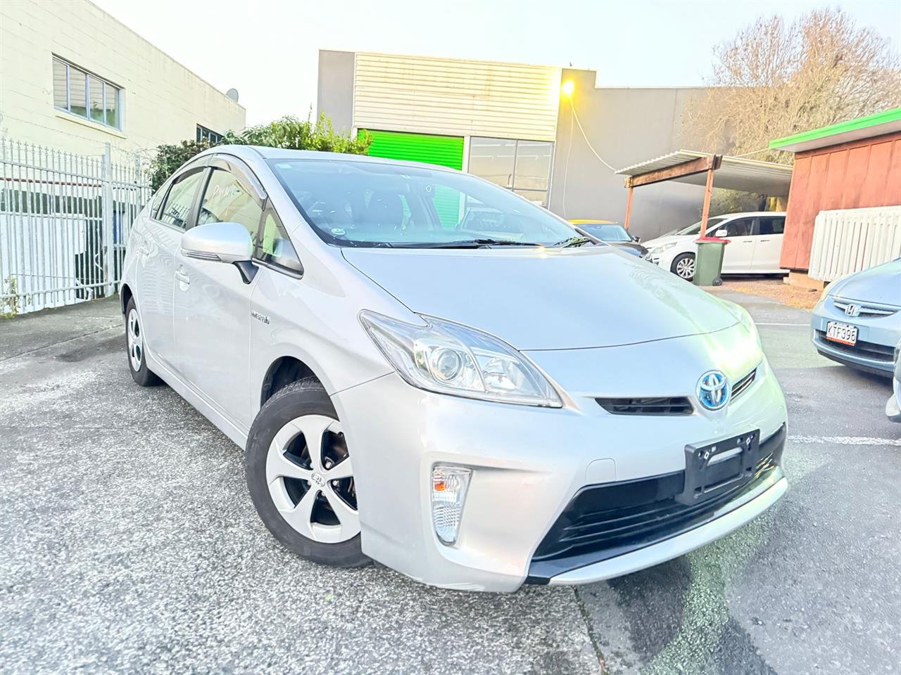 2015 Toyota Prius thumbnail