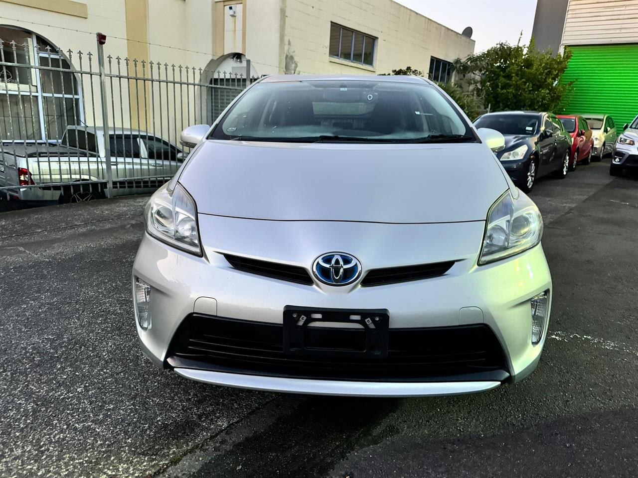 2015 Toyota Prius thumbnail