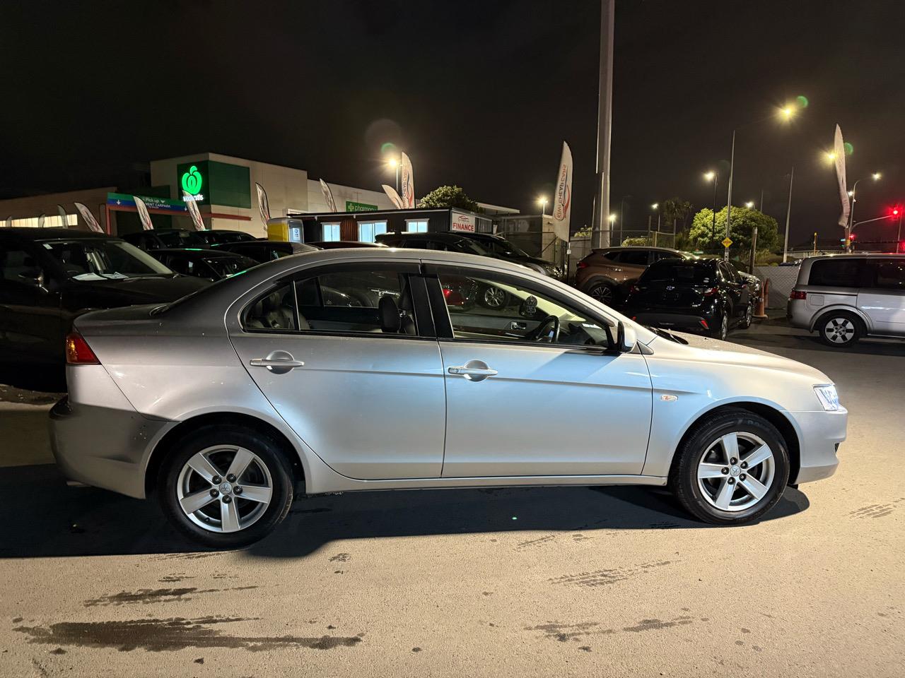 2007 Mitsubishi Galant thumbnail