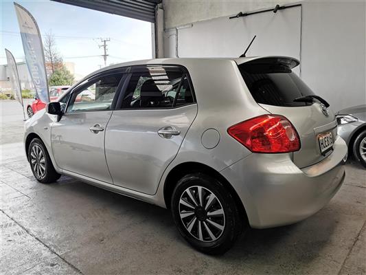 2008 Toyota Auris thumbnail