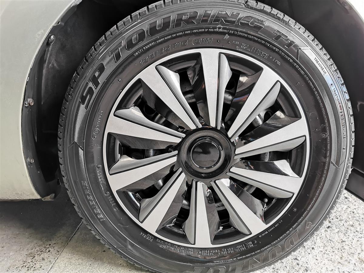 2008 Toyota Auris thumbnail