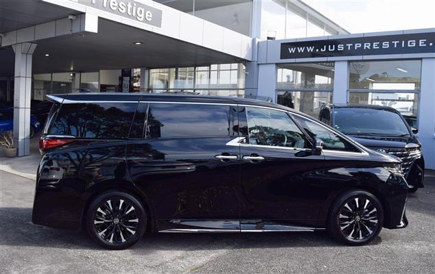 2024 Toyota Alphard thumbnail