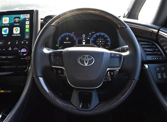 2024 Toyota Alphard thumbnail