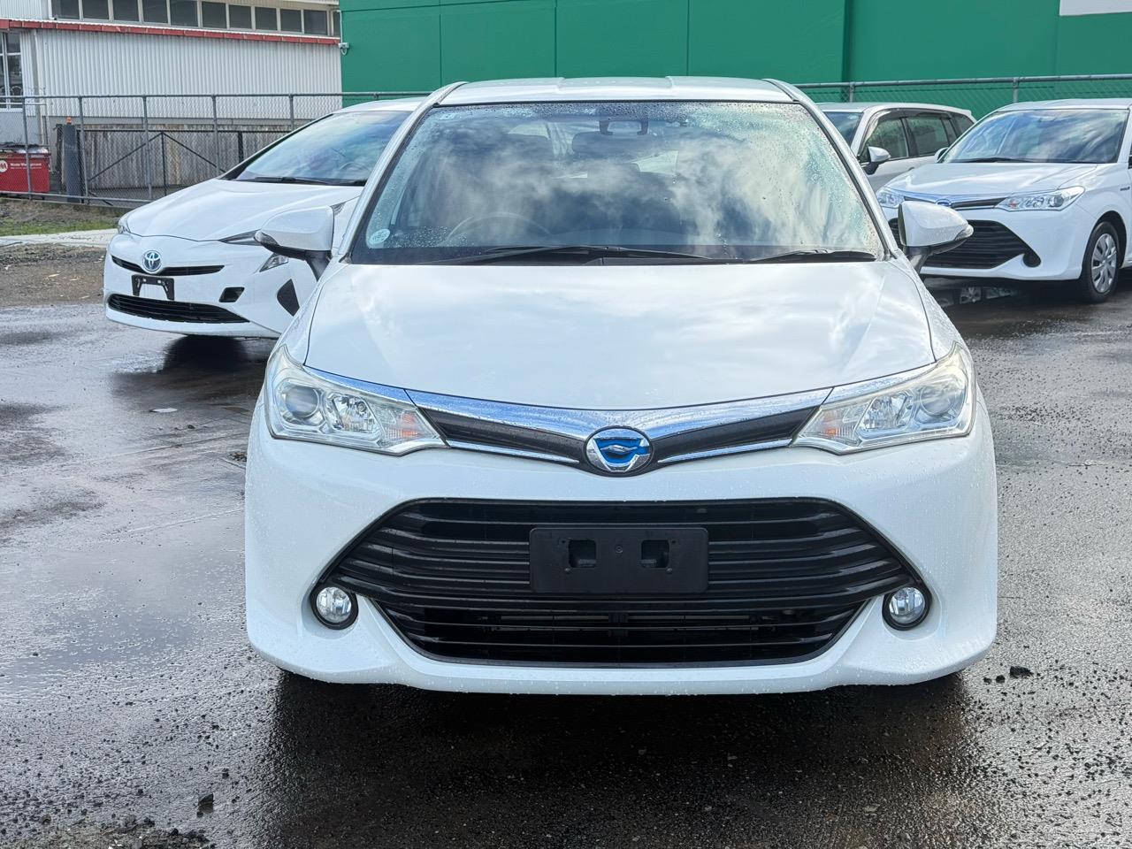 2016 Toyota Corolla thumbnail