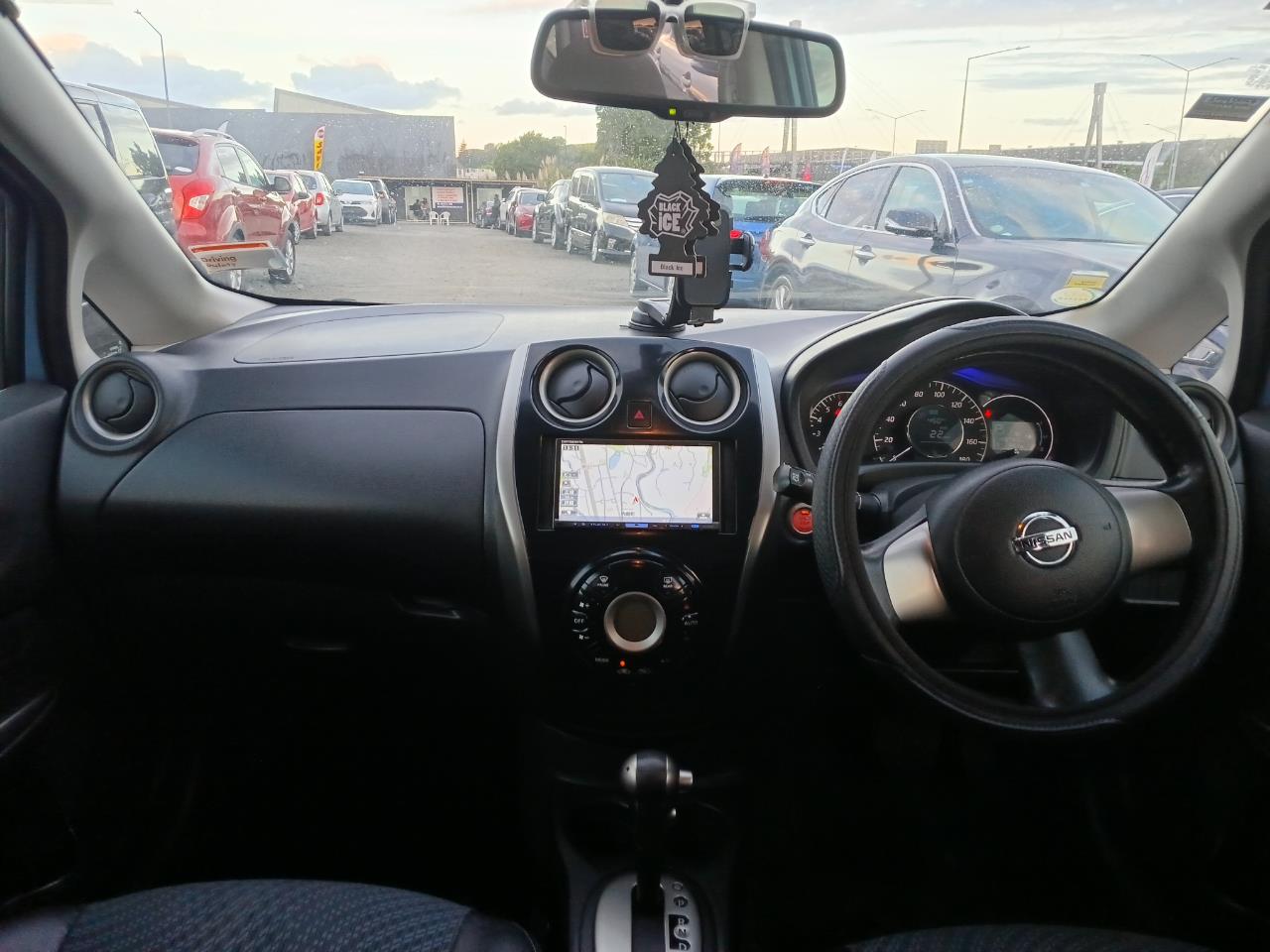 2012 Nissan Note thumbnail
