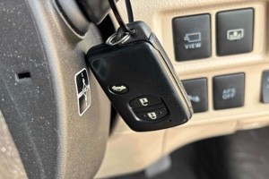2013 Toyota Sai thumbnail