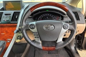 2013 Toyota Sai thumbnail