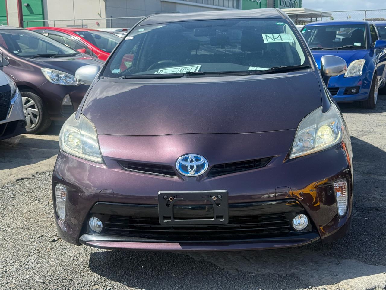2013 Toyota Prius thumbnail