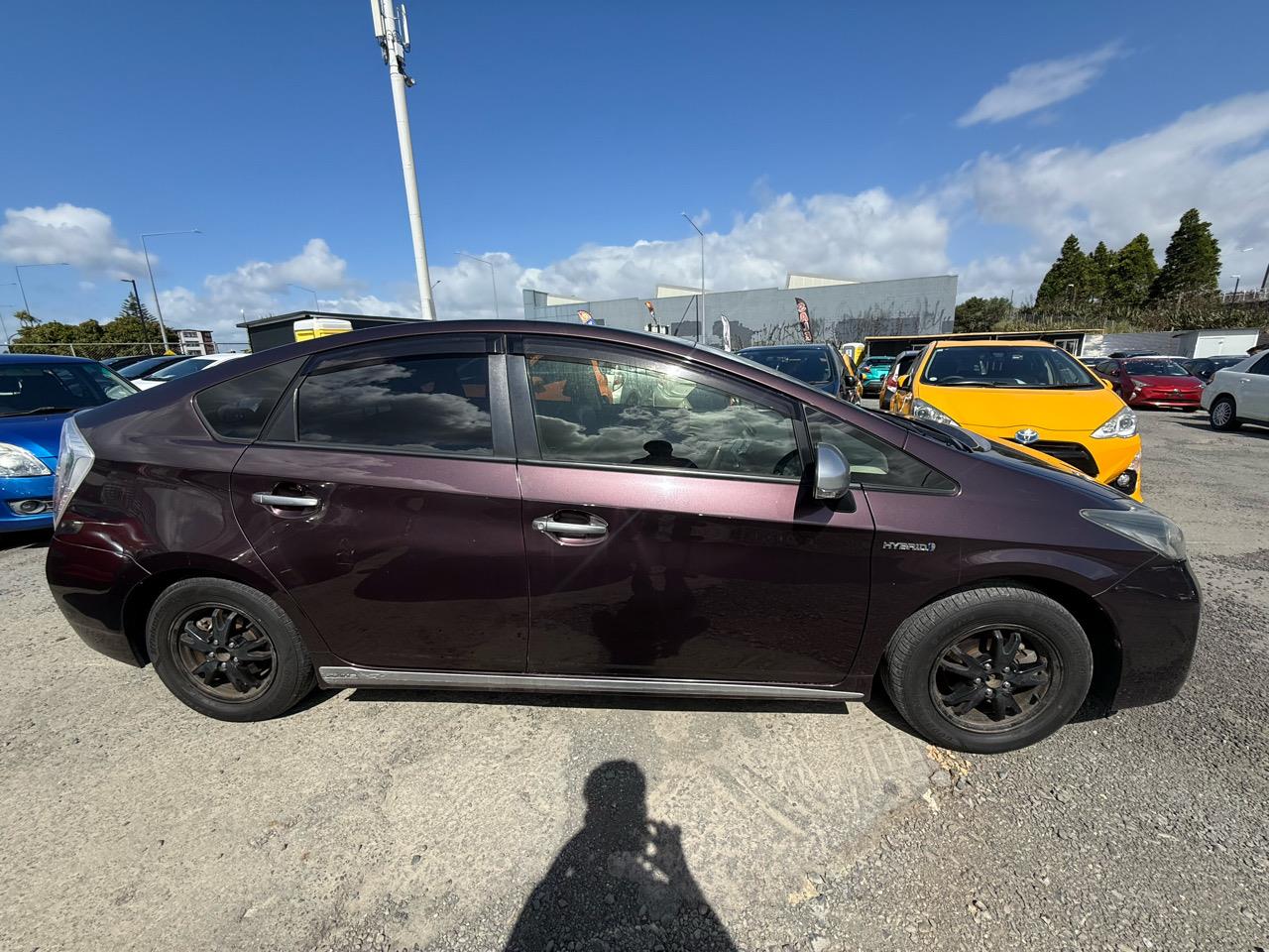2013 Toyota Prius thumbnail