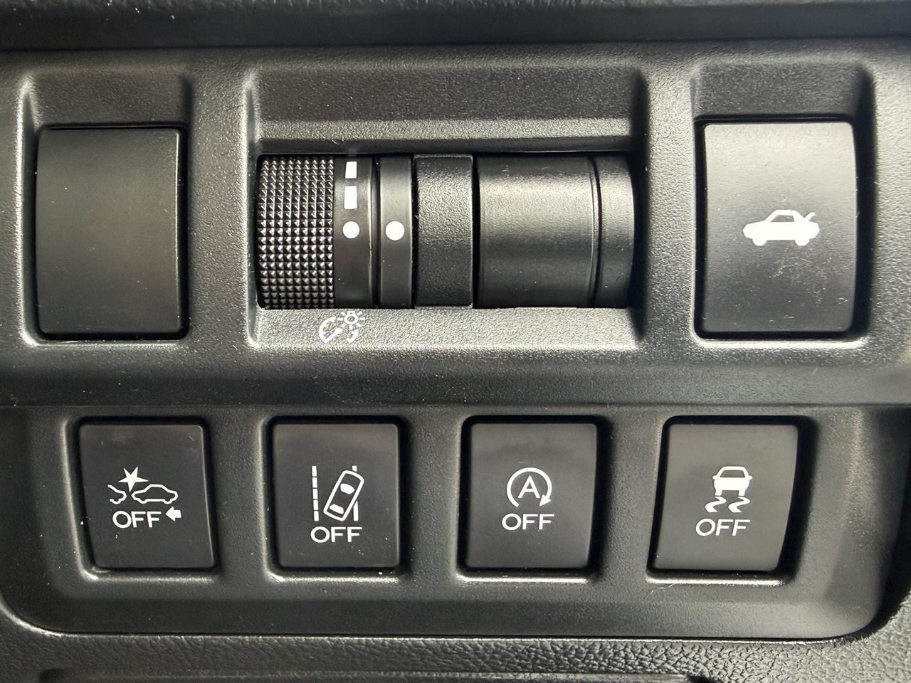 2015 Subaru Legacy thumbnail