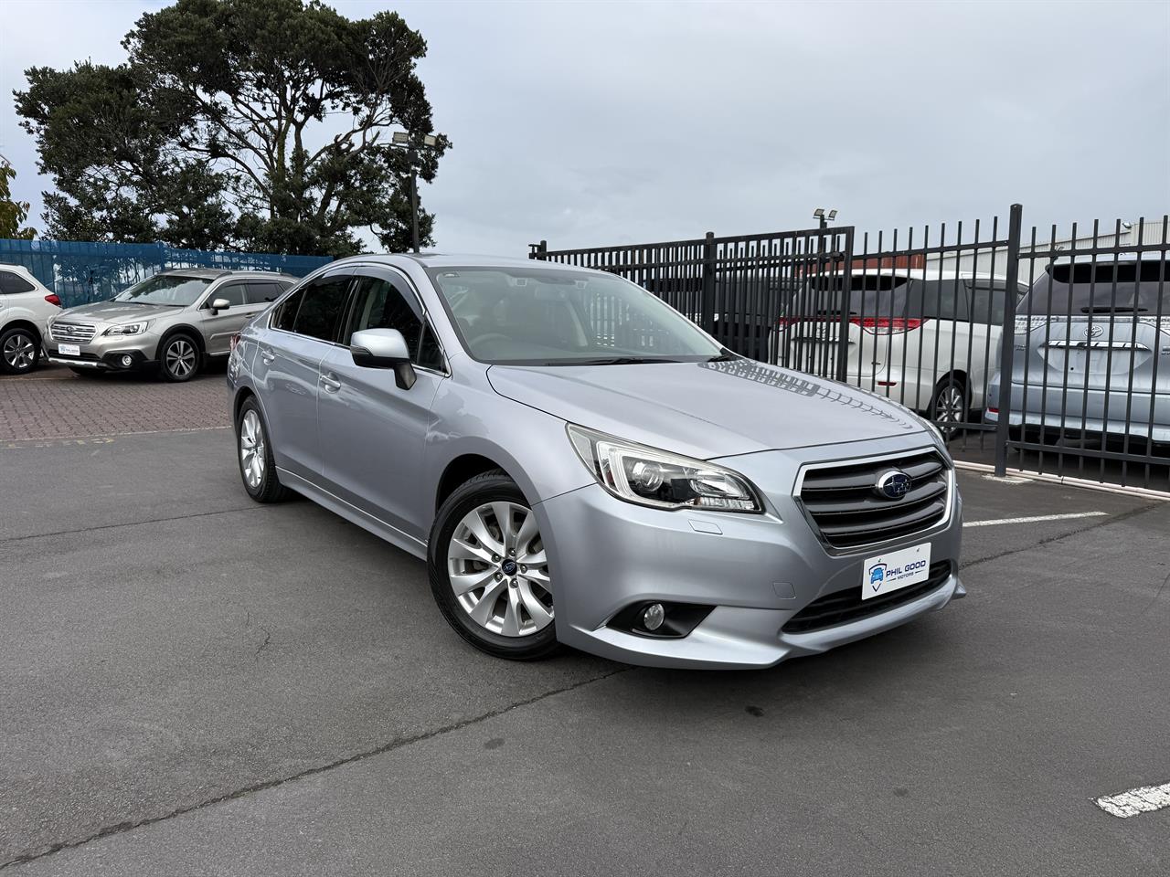 2015 Subaru Legacy thumbnail