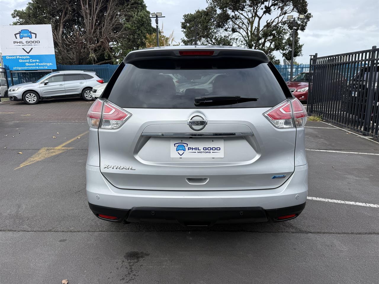 2015 Nissan X-Trail thumbnail