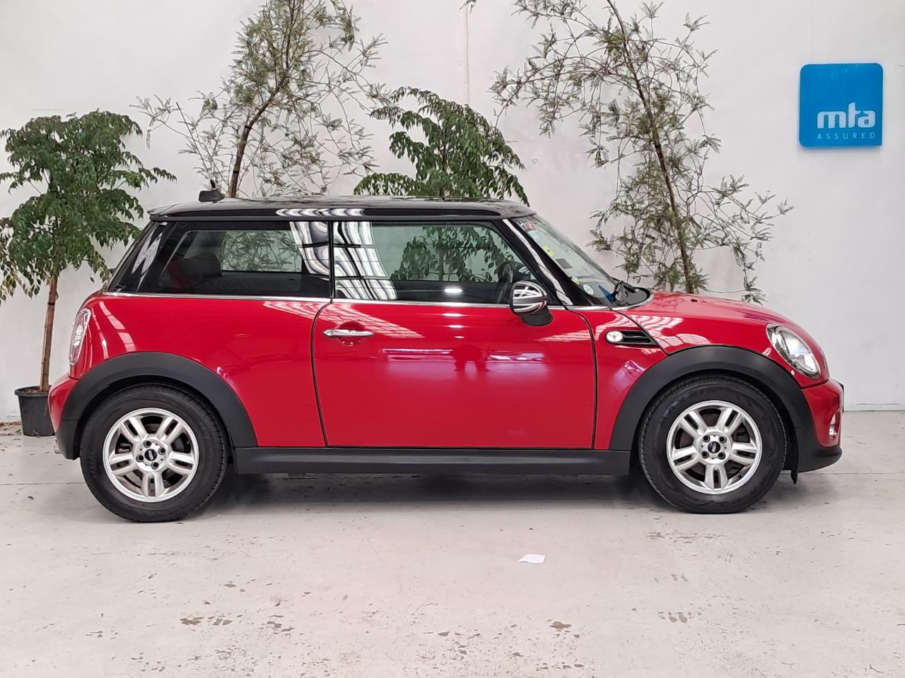 2014 BMW Mini thumbnail