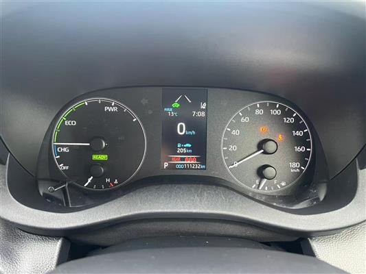 2021 Toyota Yaris thumbnail