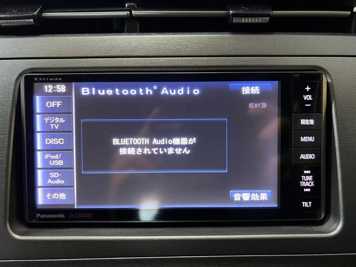 2012 Toyota Prius thumbnail