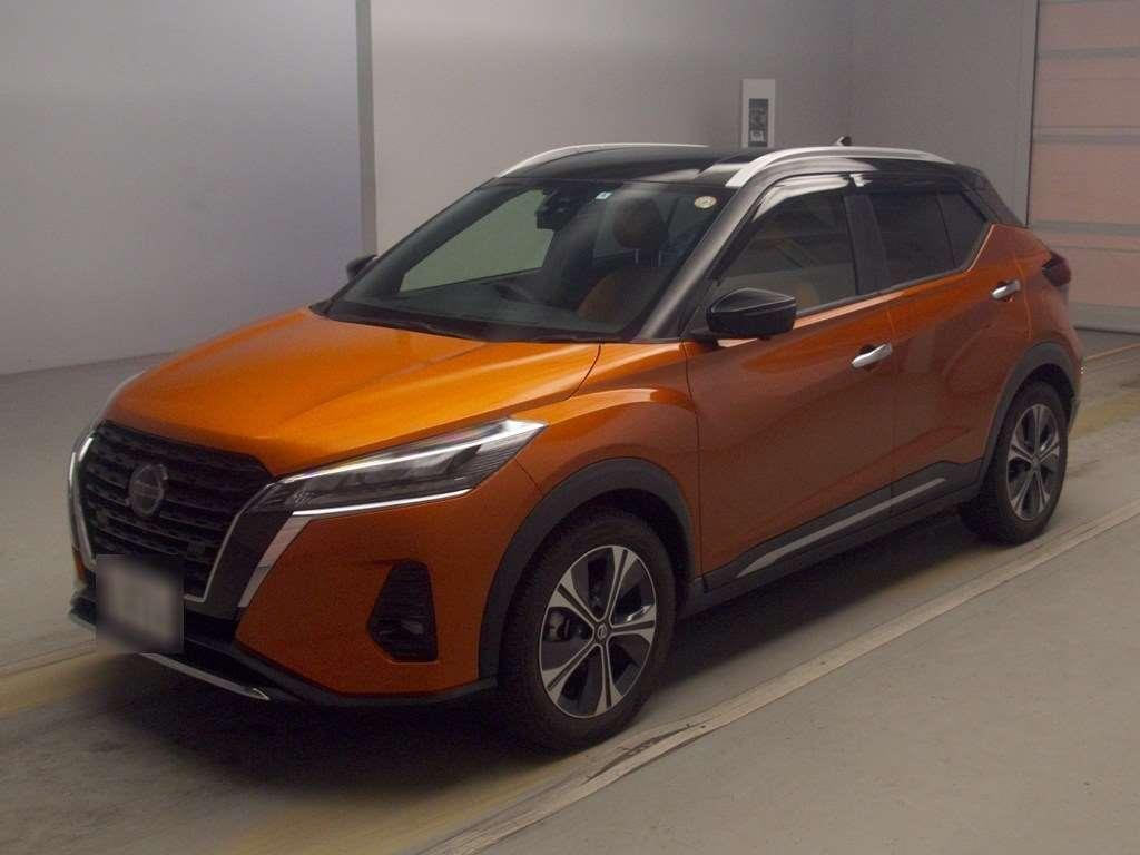 2020 Nissan Kicks thumbnail