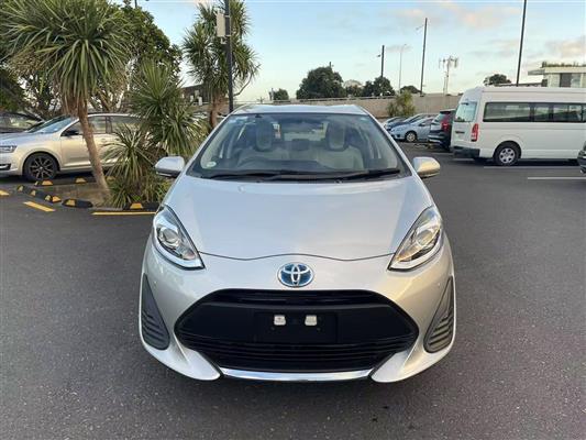 2020 Toyota Aqua thumbnail
