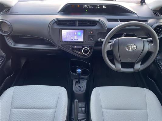 2020 Toyota Aqua thumbnail