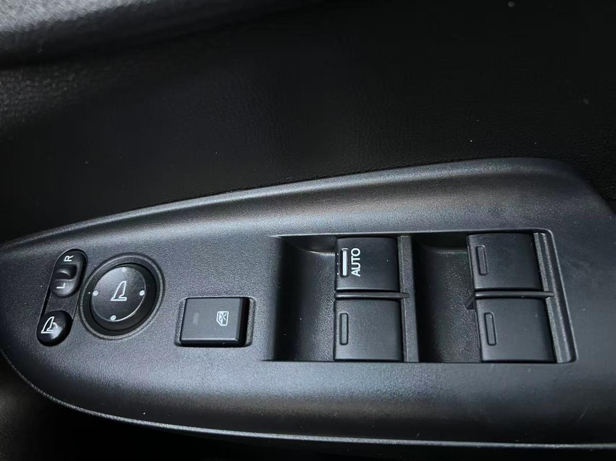 2019 Honda Shuttle thumbnail