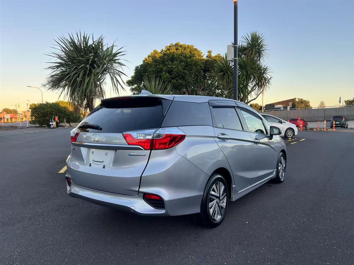 2019 Honda Shuttle thumbnail