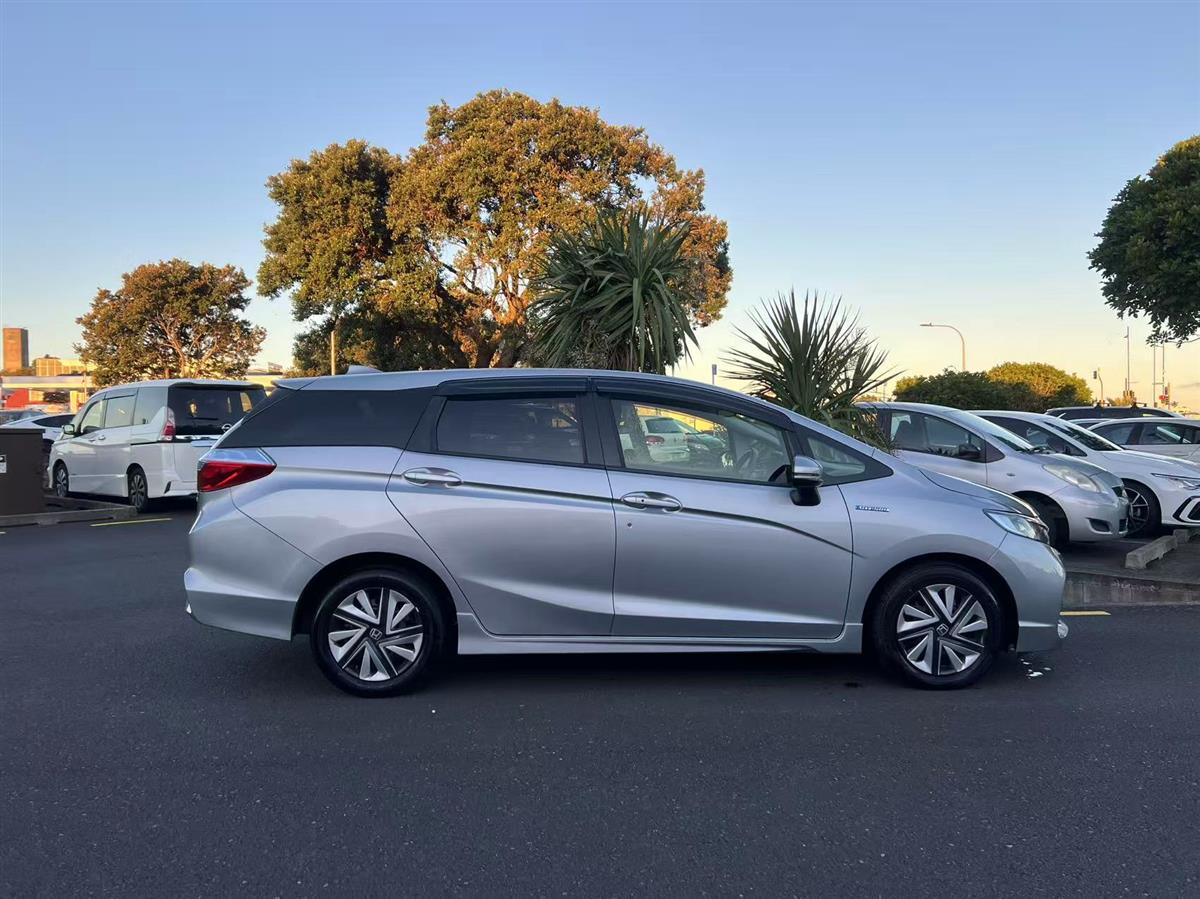 2019 Honda Shuttle thumbnail