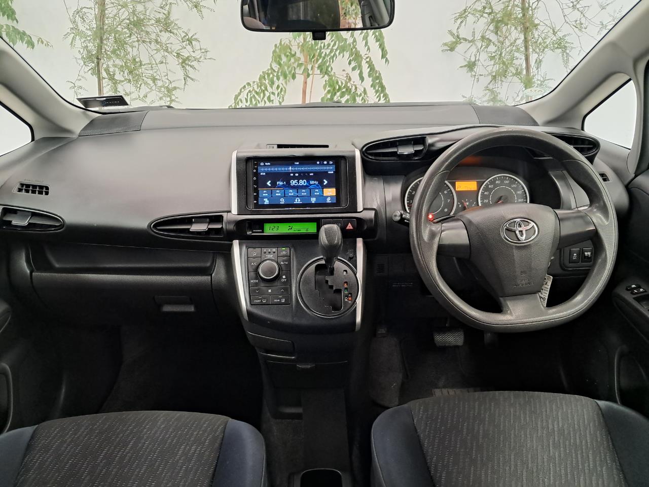 2010 Toyota Wish thumbnail