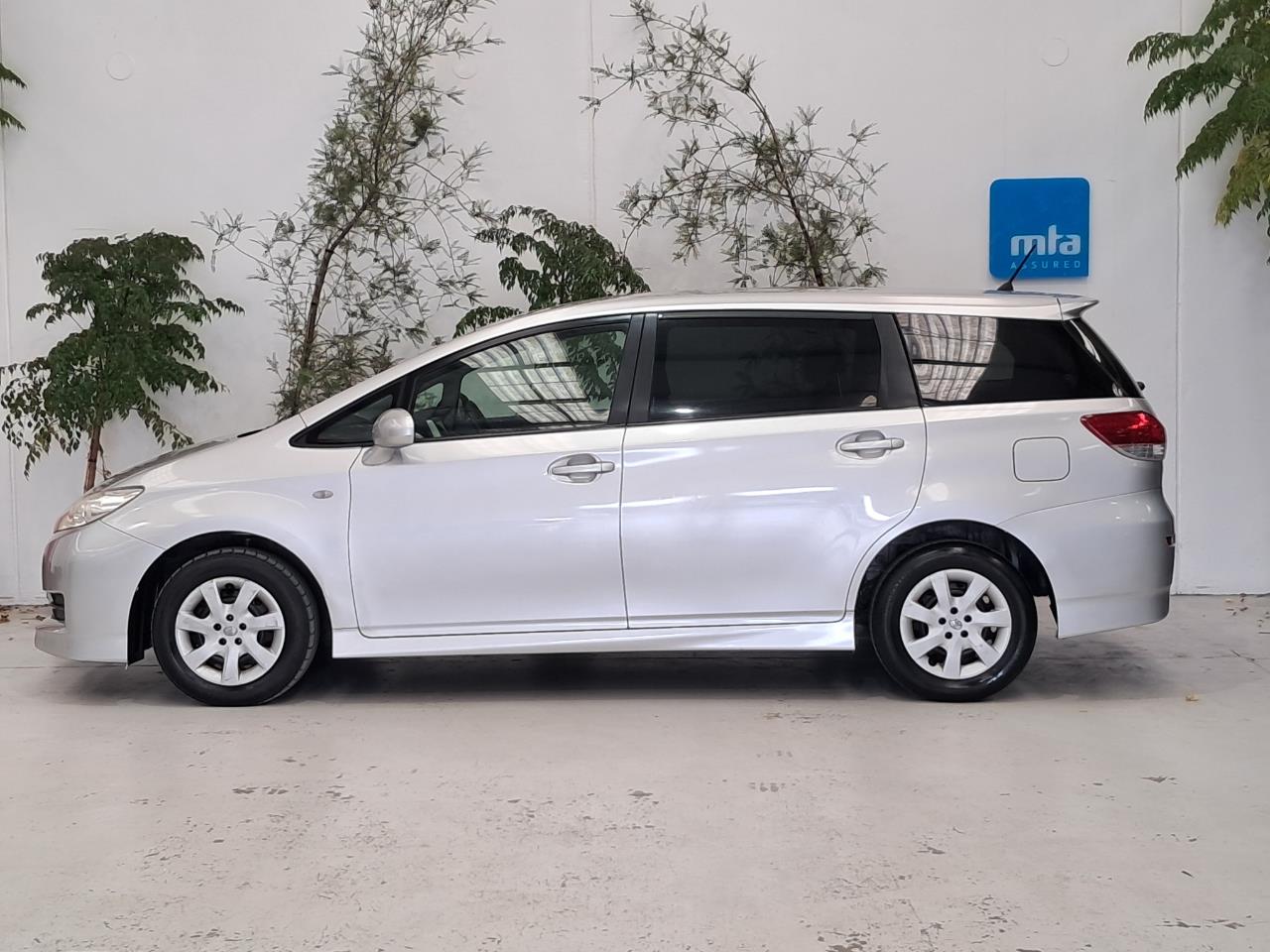 2010 Toyota Wish thumbnail