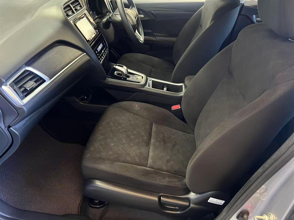 2019 Honda Shuttle thumbnail
