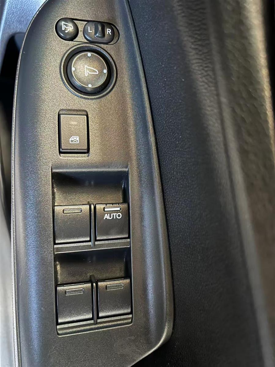 2019 Honda Shuttle thumbnail