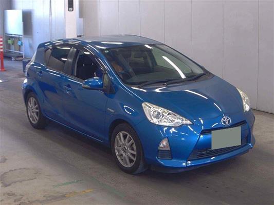 2014 Toyota Aqua thumbnail