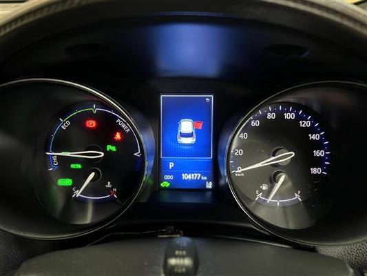 2017 Toyota C-HR thumbnail