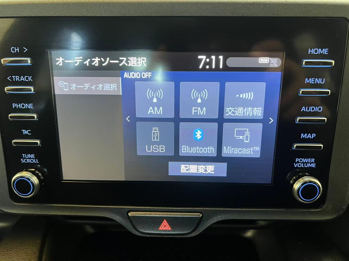 2021 Toyota Yaris thumbnail