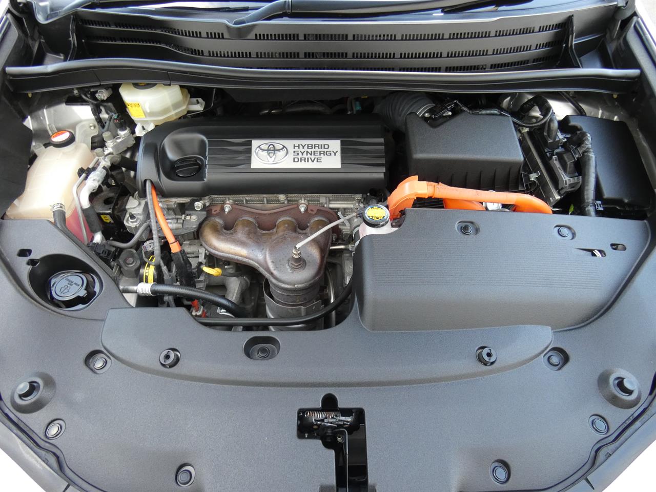 2015 Toyota Sai thumbnail