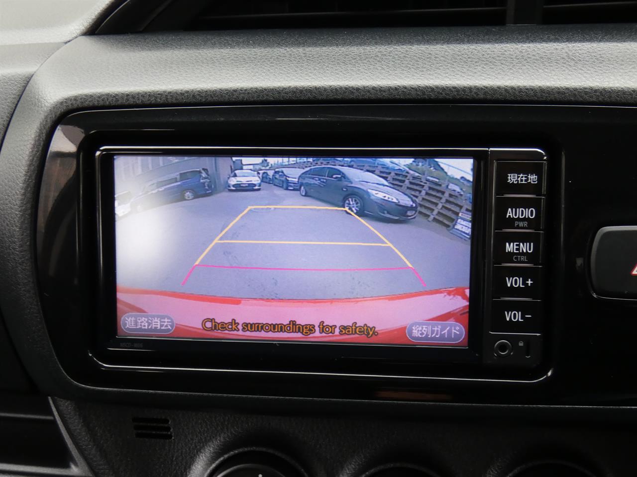 2017 Toyota VITZ thumbnail