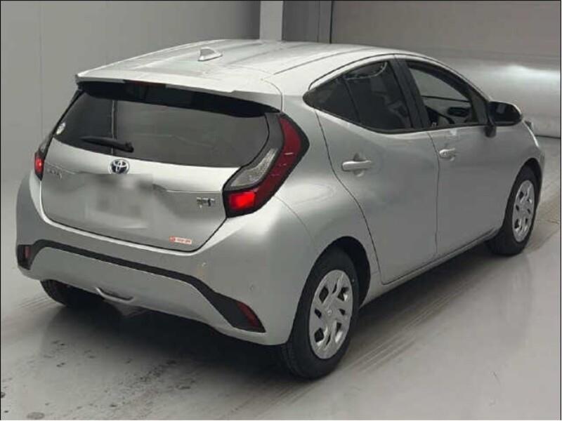 2022 Toyota AQUA thumbnail