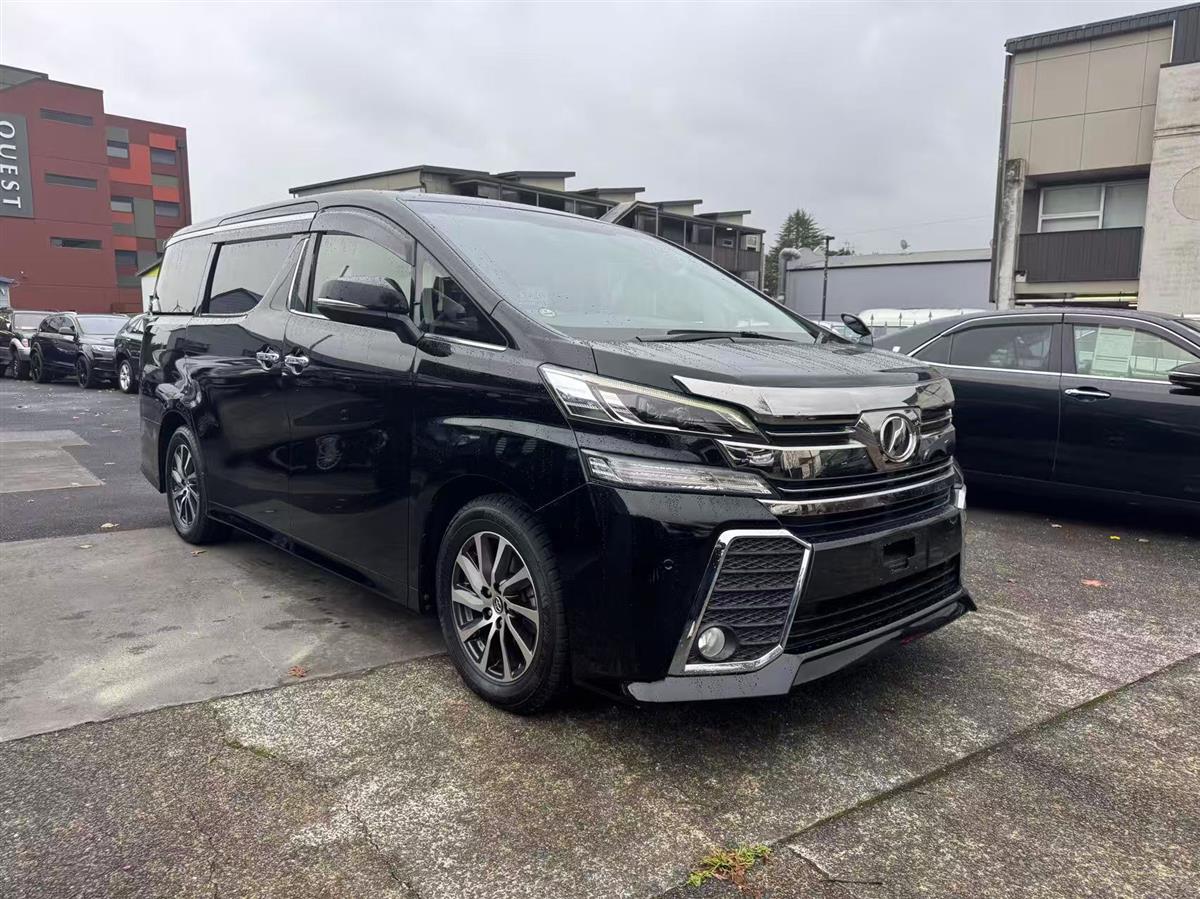 2017 Toyota Vellfire thumbnail