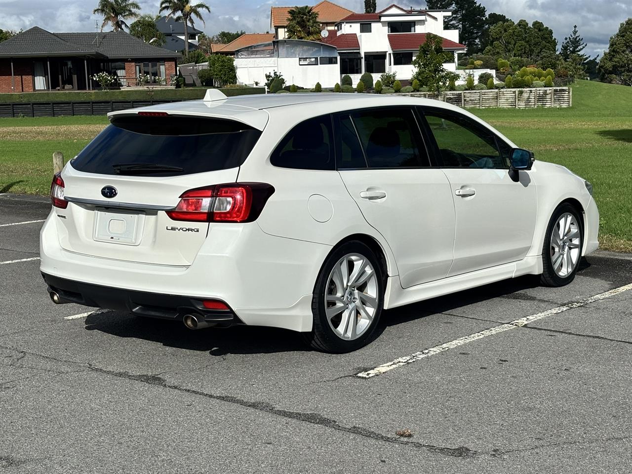 2015 Subaru Levorg thumbnail