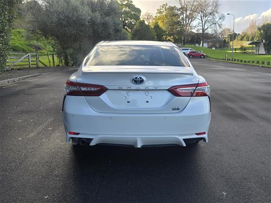 2019 Toyota Camry thumbnail
